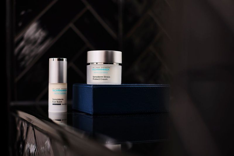 Dr. Schrammek Sensitive Holiday Gift Set